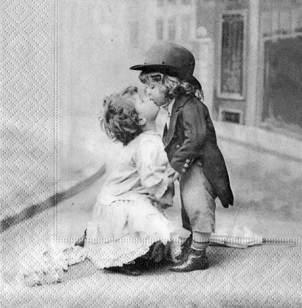 Der Kuss Mädchen & Junge